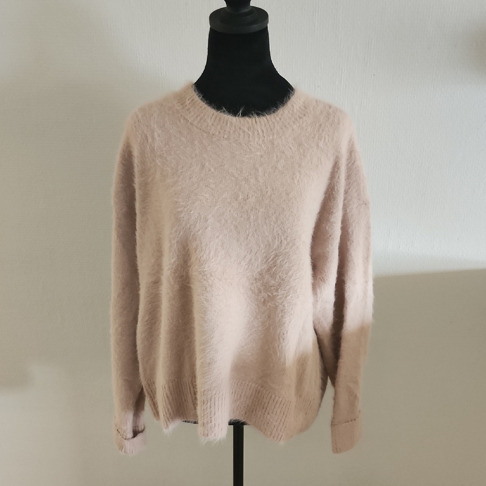Women's Cream Sweater